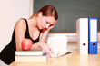 Photo: junge Lehrerin junge Lehrerin