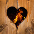 Photo: Feu, coeur en bois Feu, coeur en bois