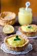 Tart with lemon cream