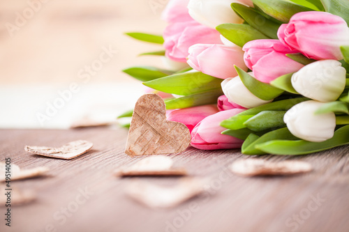 Photo: Tulpen und Herzen Tulpen und Herzen