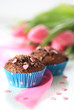 Schokomuffins mit Herzen - Hochformat