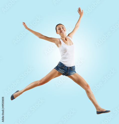 Photo: Modern style dancer posing Modern style dancer posing