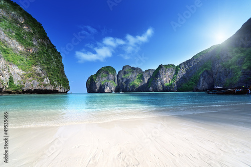 Photo: morning time at Maya bay, Phi Phi Leh island,Thailand morning time at Maya bay, Phi Phi Leh island,Thailand