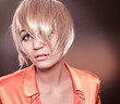 girl with blond bop / alterable 03