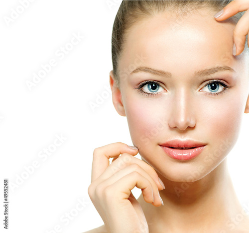 Photo: Portrait of Beautiful Young Woman with Fresh Clean Skin Portrait of Beautiful Young Woman with Fresh Clean Skin