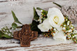 Bronzekreuz mit Rosen