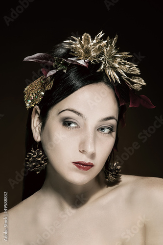 Photo: Beauty portrait of brunettefema le with luxurious Hair Style mak Beauty portrait of brunettefema le with luxurious Hair Style mak