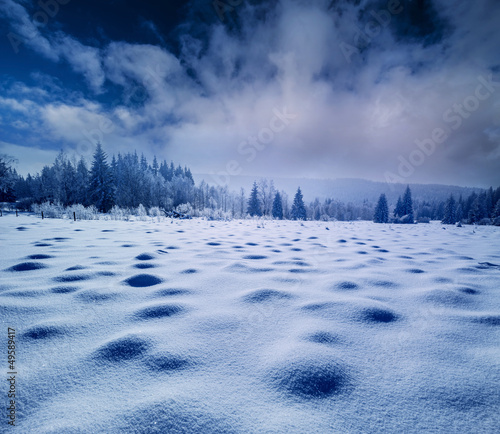 Photo: winter snow covered landscape winter snow covered landscape