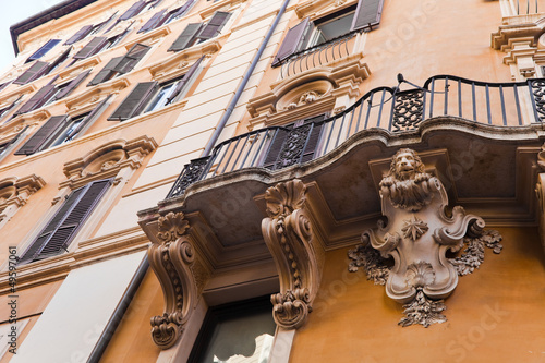 Photo: barocker Balkon eines Hauses barocker Balkon eines Hauses