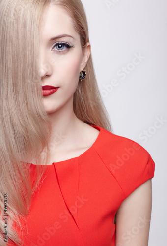 Photo: beautiful blonde woman beautiful blonde woman