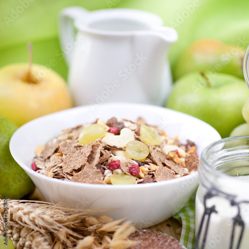 Photo: Müsli mit frischen Früchten Müsli mit frischen Früchten