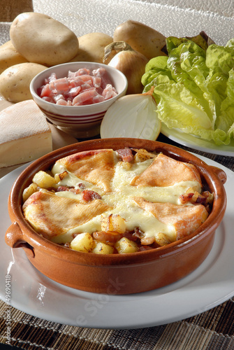 Photo: tartiflette savoyarde tartiflette savoyarde