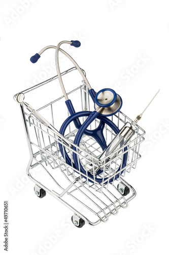 Photo: Stethoskop und Einkaufswagen Stethoskop und Einkaufswagen