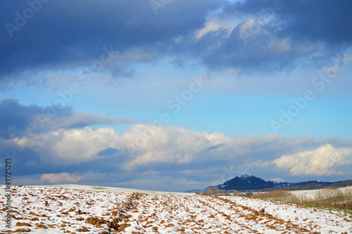 Photo: Schneereste, q. Schneereste, q.