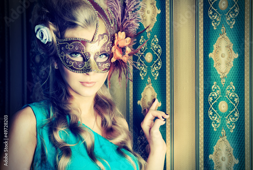 Photo: costume costume