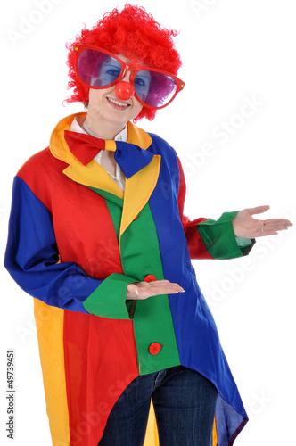 Photo: Junge Frau in Clown-Kostüm Junge Frau in Clown-Kostüm