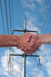 stretta di mano ed energia elettrica