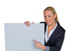 Frau in Business Kleidung mit Werbetafel
