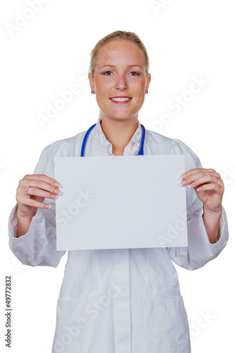 Photo: Ärztin mit Stethoskop und Schild Ärztin mit Stethoskop und Schild