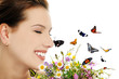 Foto: girl with flowers and butterflies girl with flowers and butterflies