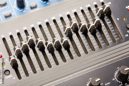 Photo: Graphic Equalizer Graphic Equalizer