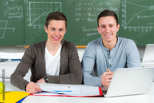 Photo: freundliche schüler freundliche schüler