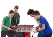 Gruppe Teenager spielt Kicker