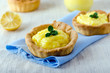 Tart with lemon cream