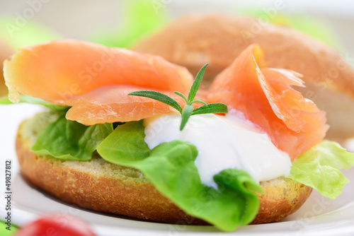 Photo: Belegtes Brötchen mit Lachs Belegtes Brötchen mit Lachs