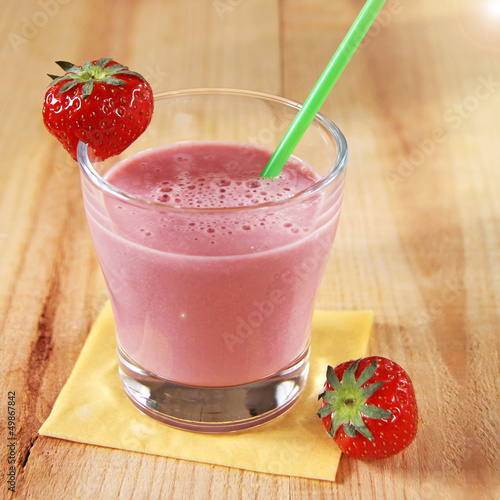 Photo: erdbeermilch erdbeermilch