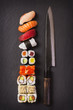 Messer mit Sushi