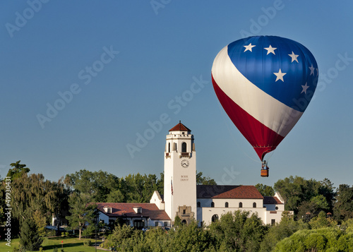 Photo: Hot air balloon and boise train depot Hot air balloon and boise train depot