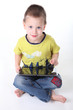 Foto: Kind mit Tablet-PC Kind mit Tablet-PC