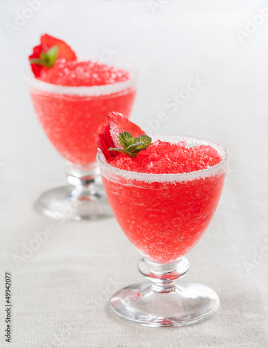 Photo: Strawberry slushie cups decorated with mint Strawberry slushie cups decorated with mint
