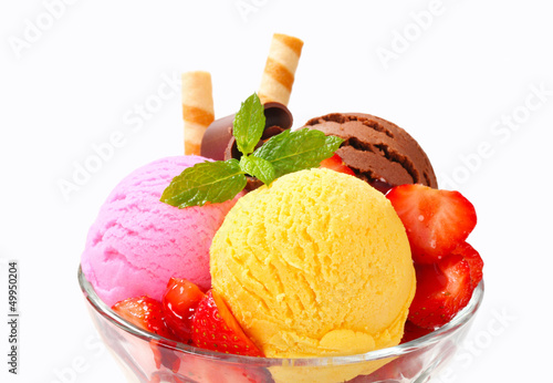 Photo: Ice cream sundae Ice cream sundae