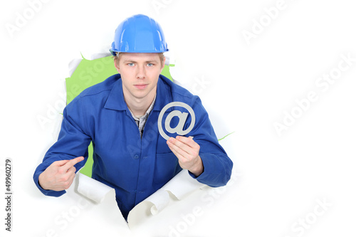 Photo: Builder promoting e-mail address Builder promoting e-mail address