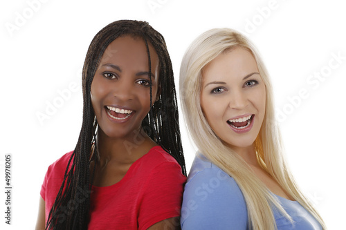 Photo: Glückliche schwarze u. weiße Frau - black and white woman Glückliche schwarze u. weiße Frau - black and white woman