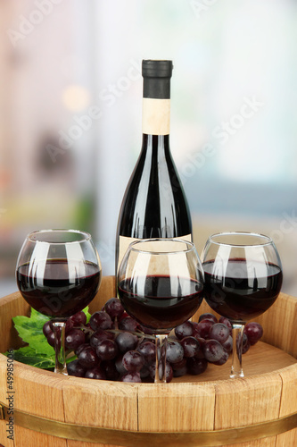 Photo: Composition of wine bottle, glasses and grape, Composition of wine bottle, glasses and grape,