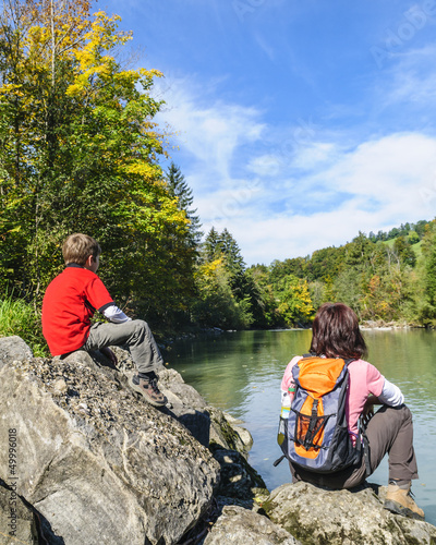 Photo: schöner Herbsttag am Fluss schöner Herbsttag am Fluss