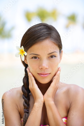 Photo: Spa woman wellness beauty woman portrait Spa woman wellness beauty woman portrait