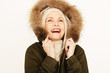 attraktive Dame im Winterlook
