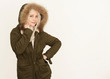 attraktive Dame im Winterlook