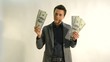 Video: hombre con dinero hombre con dinero