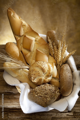 Photo: loaves basket loaves basket