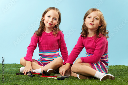 Photo: Beautiful twins Beautiful twins