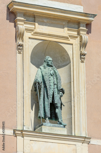 Photo: statue in alcove on royal palace, Stockholm, Sweden statue in alcove on royal palace, Stockholm, Sweden