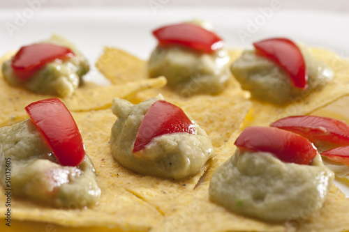 Photo: Guacamole con tortillas chips Guacamole con tortillas chips