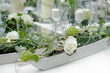 Blumendekorationauf dem Tisch
