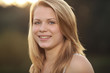 Foto: Portrait einer jungen blonden Frau Portrait einer jungen blonden Frau