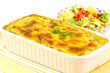 Lachsgratin und Salat